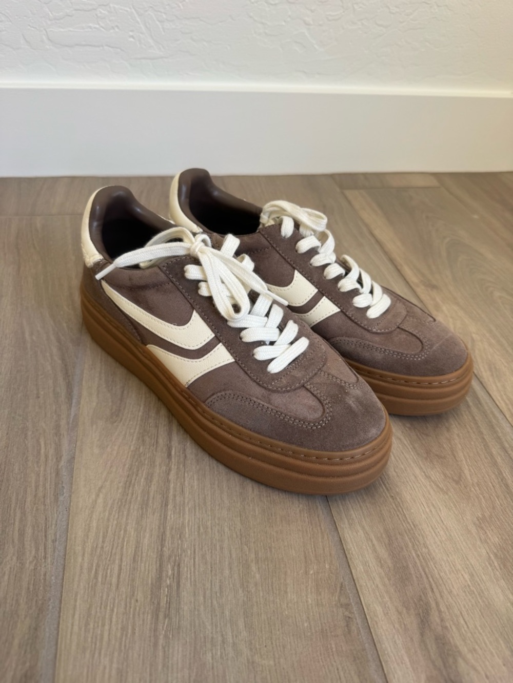 Women’s Suede Steve Madden Platform Sneakers